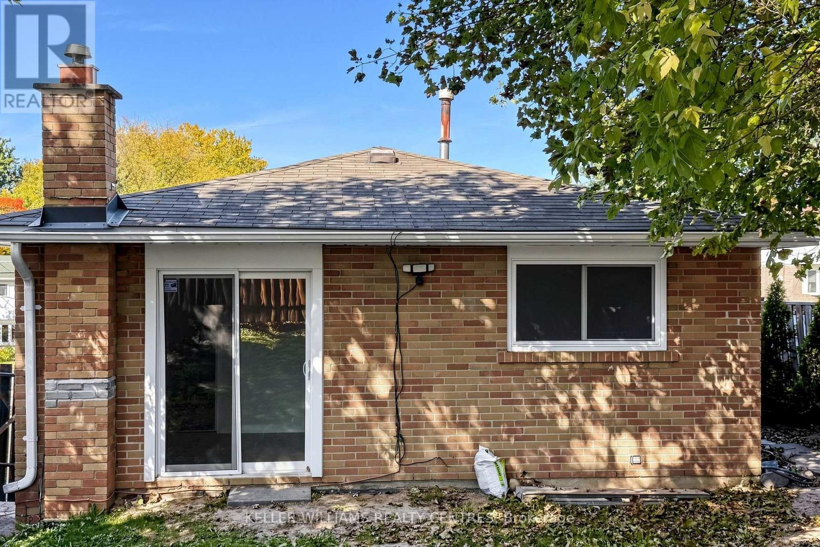Upper - 807 Greenfield Crescent, Newmarket, Ontario  L3Y 3B2 - Photo 49 - N13780702