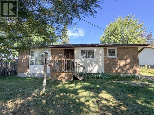 105 Rousseau Cres, Blind River, Ontario P0R 1B0 - Photo 1 - SM262694