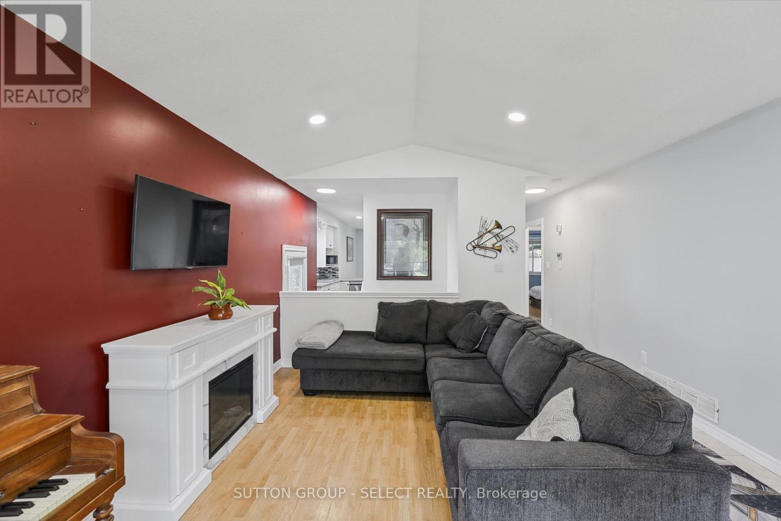 13 Goldenrod Court, St. Thomas, Ontario  N5P 4M7 - Photo 4 - X13836342