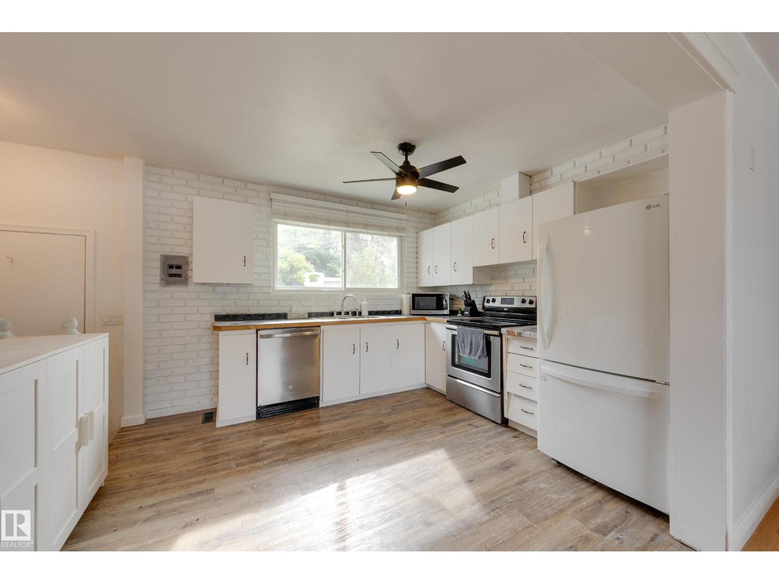 103 ACACIA CO