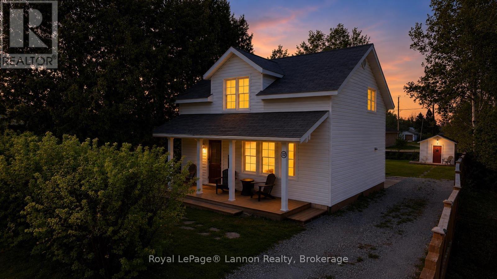 112 QUEEN STREET, Greenstone, Ontario