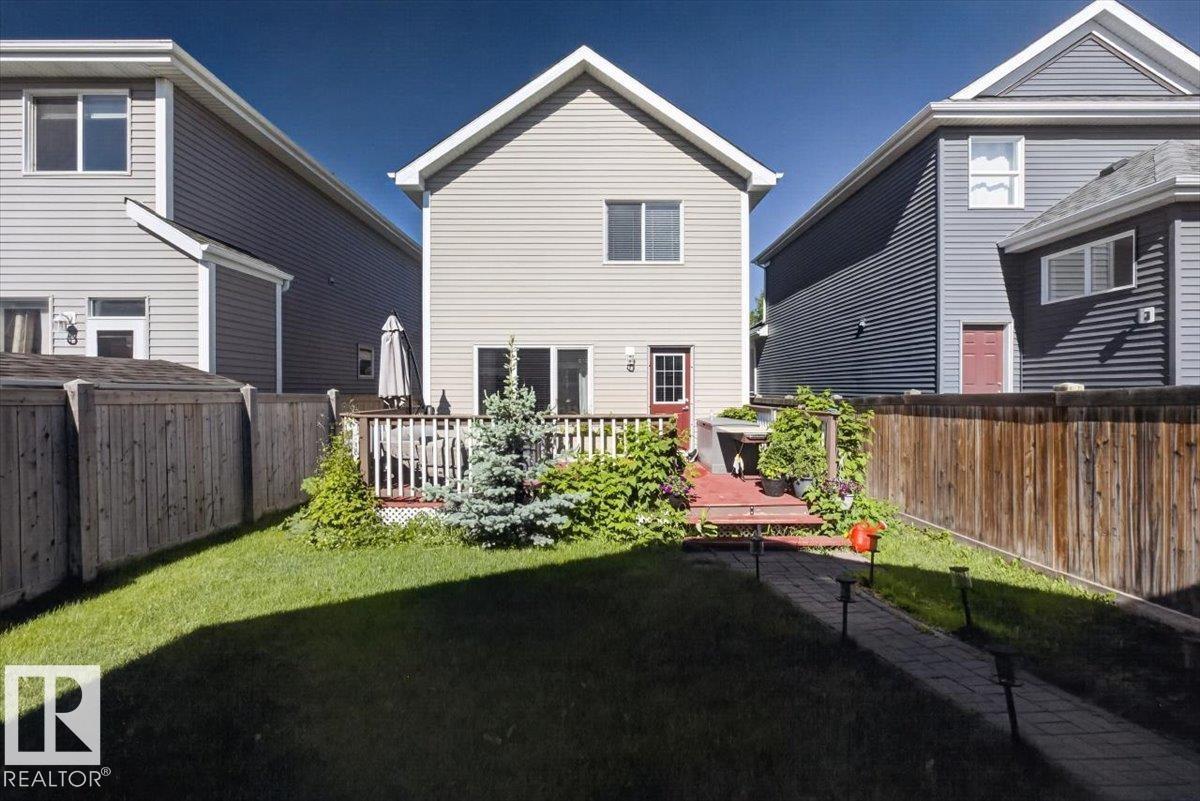 2235 76 ST SW