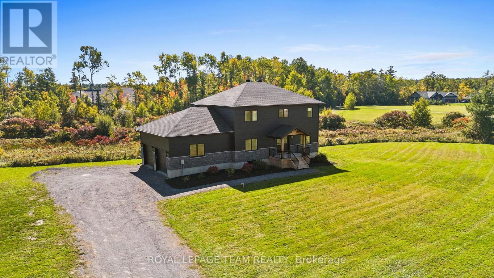 57 PAUL A BERTRAND DRIVE, McNab/Braeside, Ontario