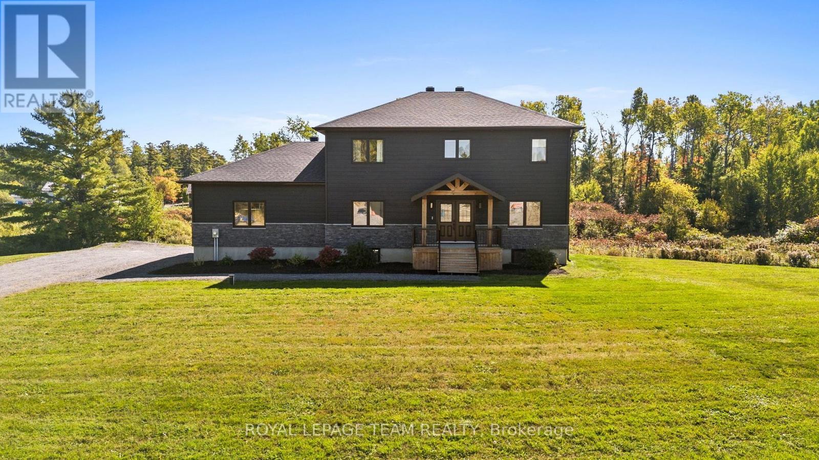 57 Paul A Bertrand Drive, Mcnab/braeside, Ontario  K7S 3G8 - Photo 2 - X13836272