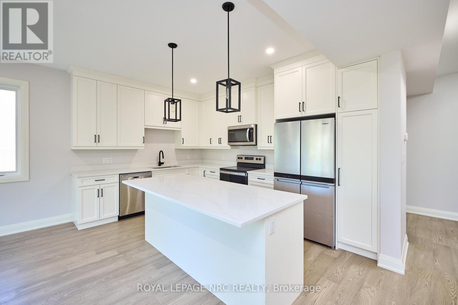 185 Hodgkins Avenue, Thorold (Allanburg/thorold South), Ontario  L2V 1M2 - Photo 10 - X13836352