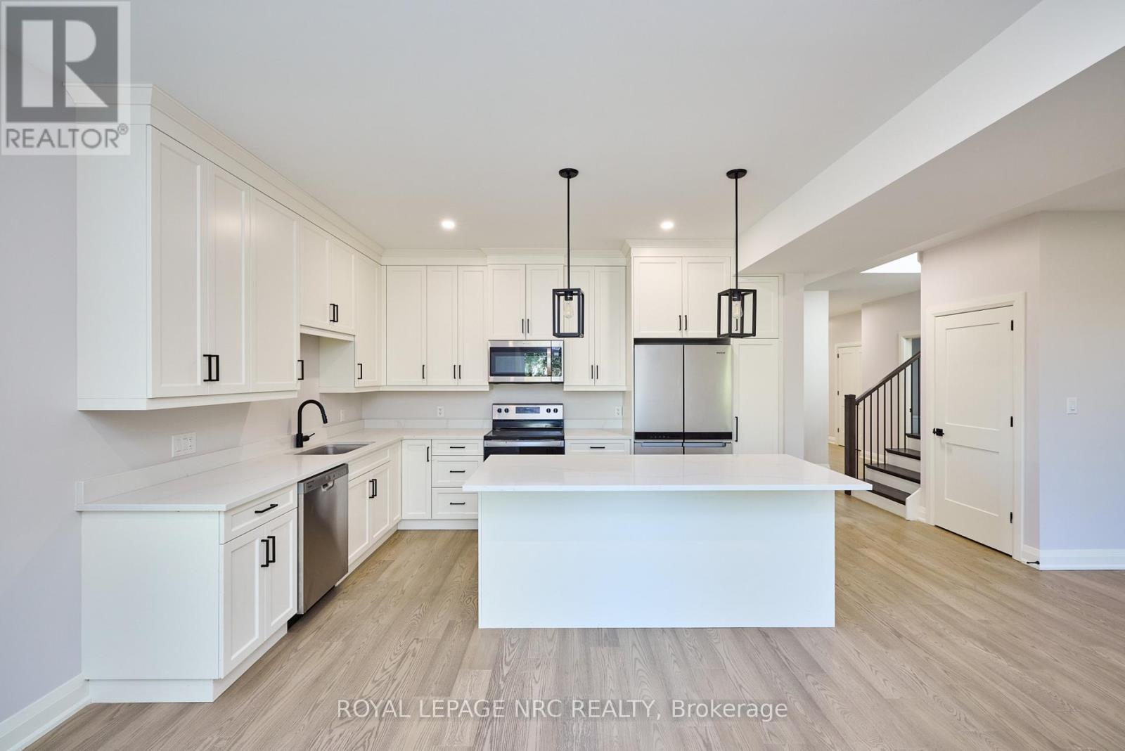 185 Hodgkins Avenue, Thorold (Allanburg/thorold South), Ontario  L2V 1M2 - Photo 11 - X13836352