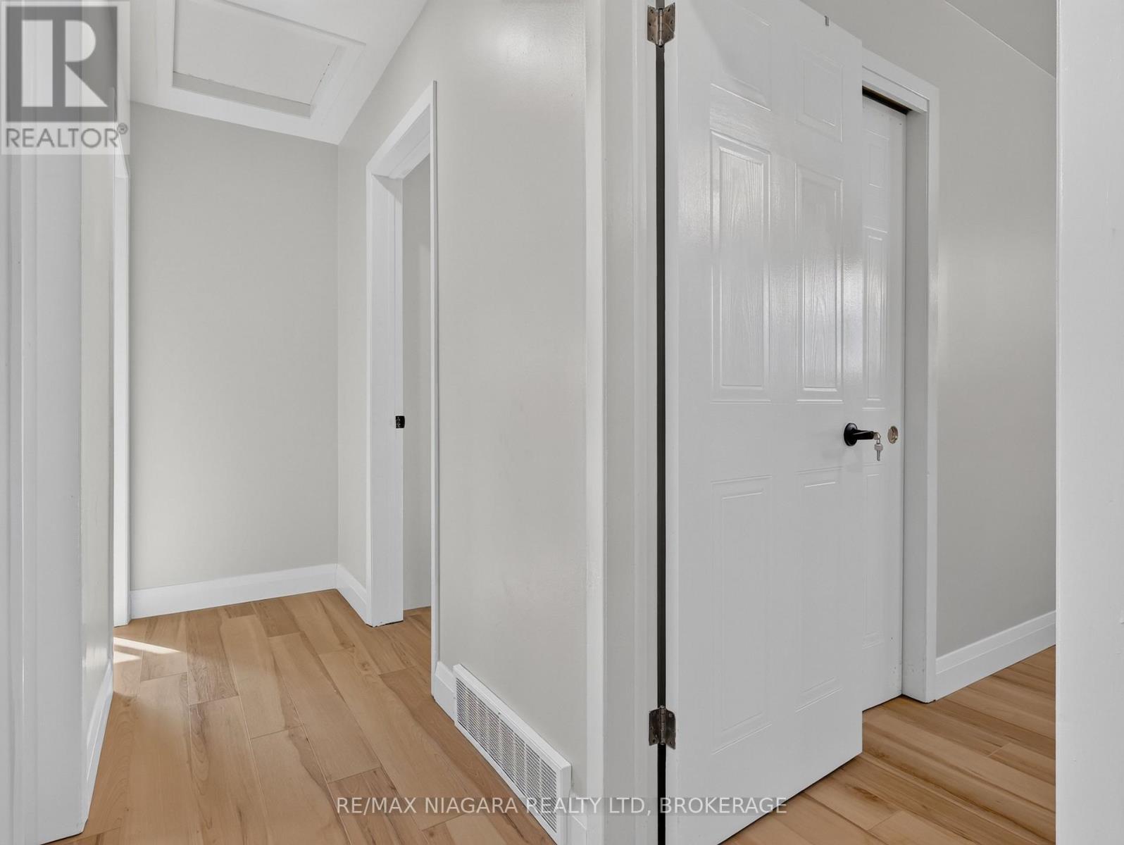 82 Regent Drive, St. Catharines (Vine/linwell), Ontario L2M 3L7 - Photo 19 - X13836354