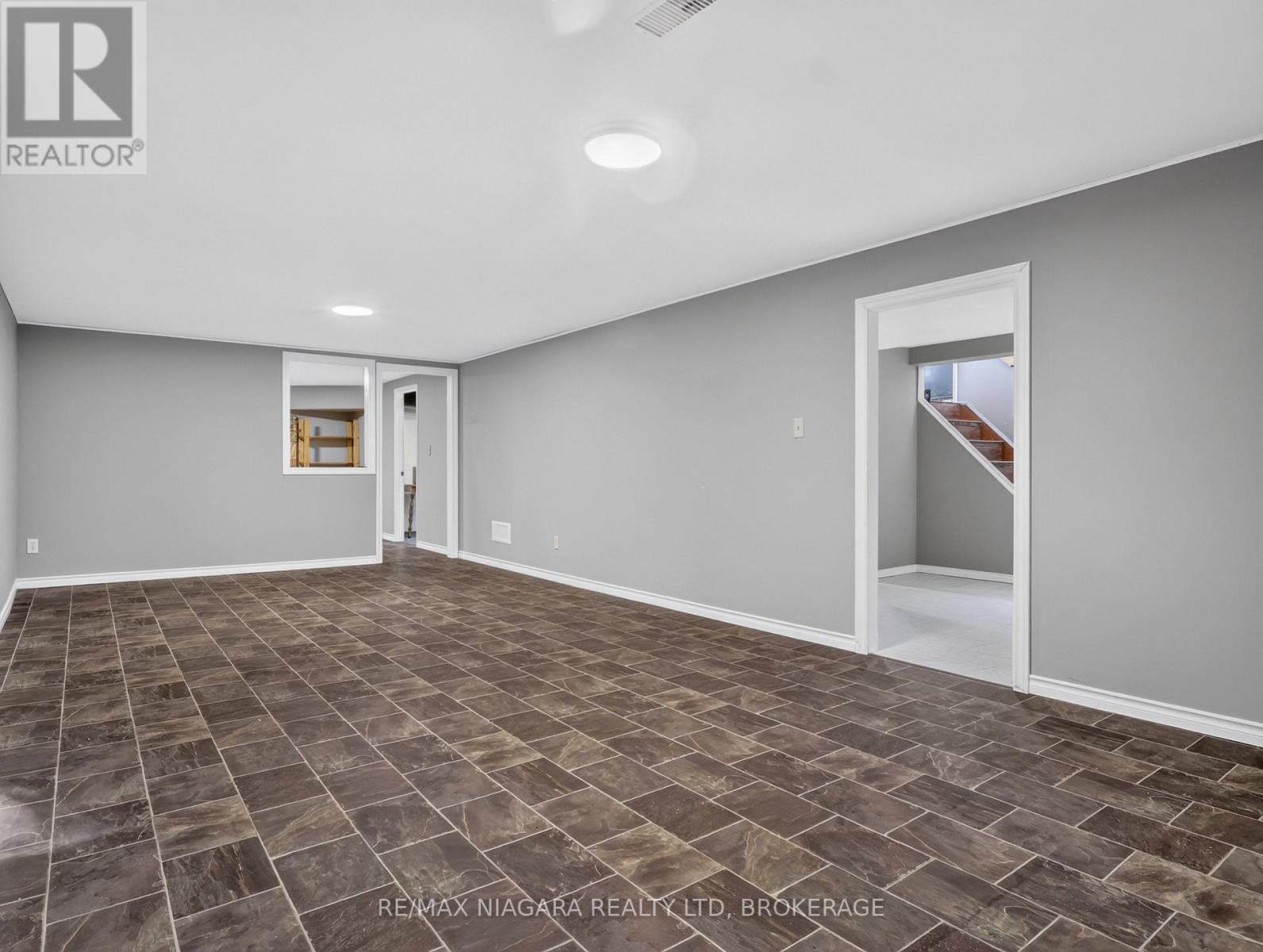 82 Regent Drive, St. Catharines (Vine/linwell), Ontario L2M 3L7 - Photo 39 - X13836354