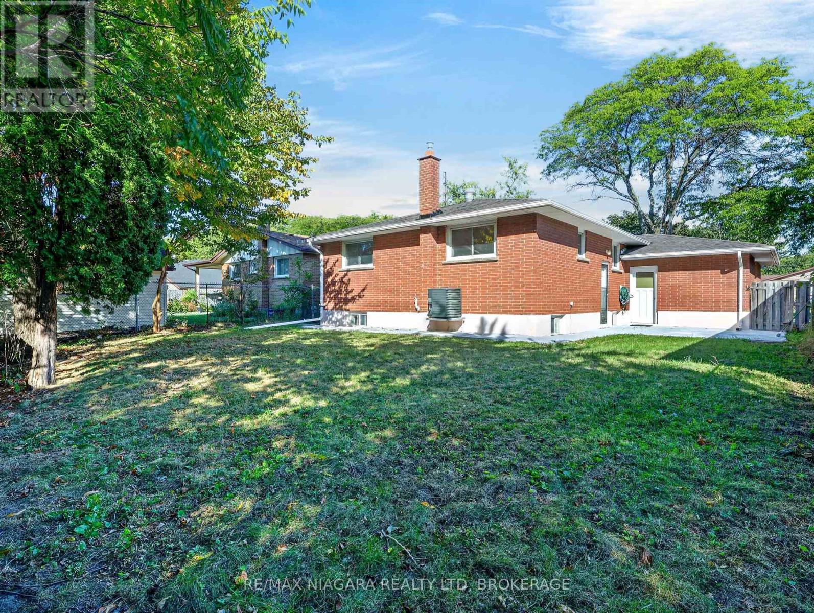 82 Regent Drive, St. Catharines (Vine/linwell), Ontario L2M 3L7 - Photo 5 - X13836354