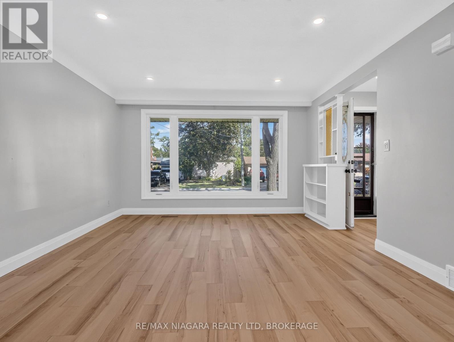 82 Regent Drive, St. Catharines (Vine/linwell), Ontario L2M 3L7 - Photo 9 - X13836354