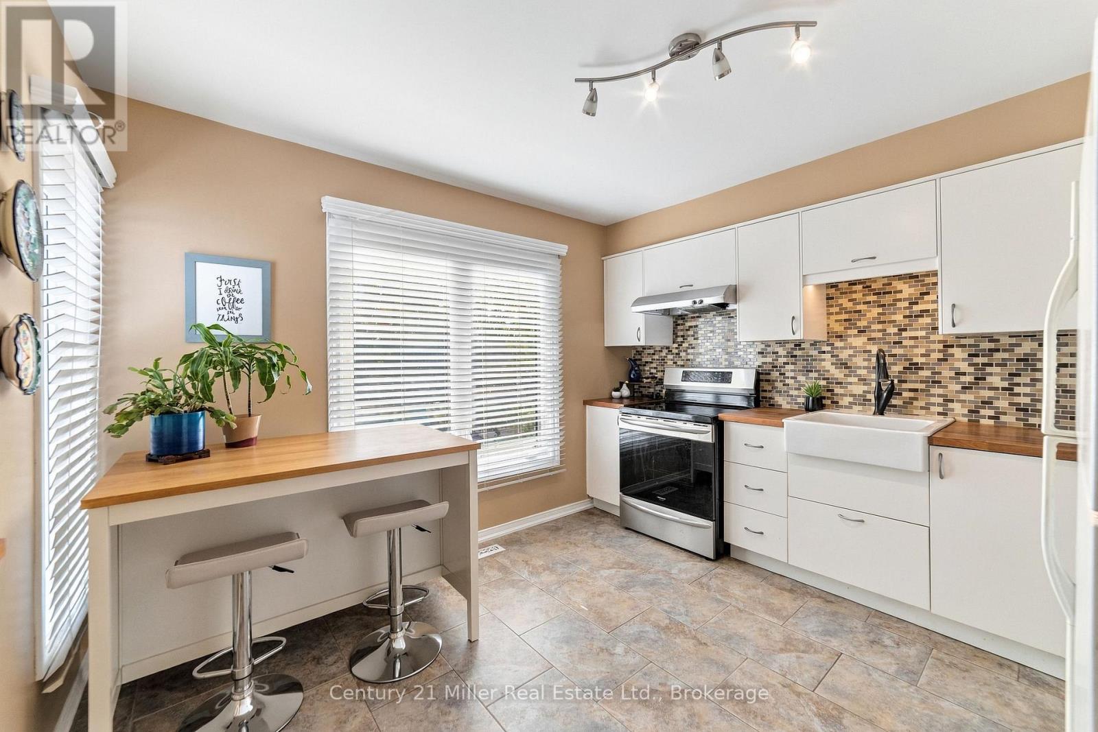 1562 Litchfield Road, Oakville, Ontario  L6H 5P3 - Photo 11 - W13836294
