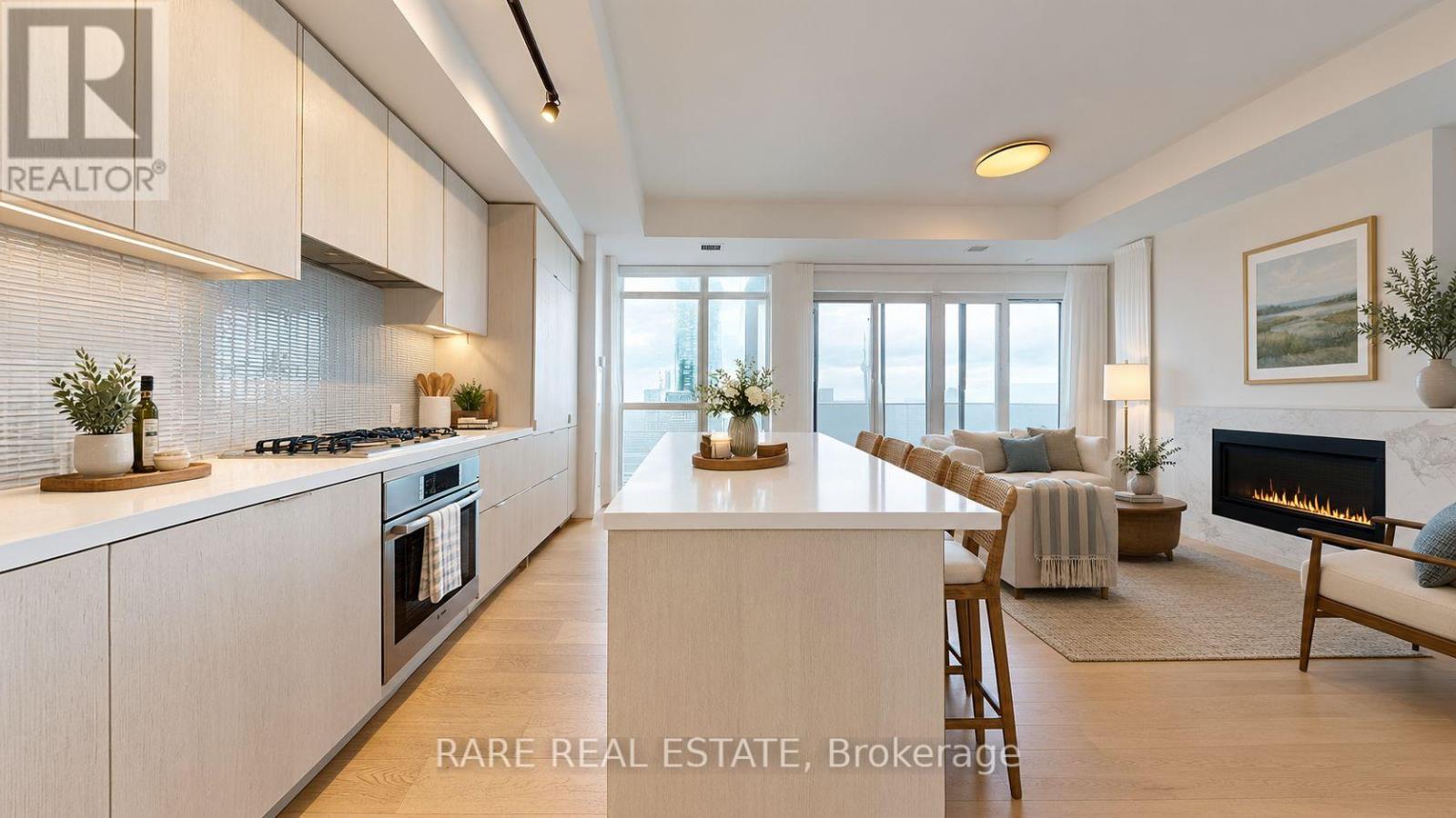 6111 - 7 GRENVILLE STREET, Toronto, Ontario