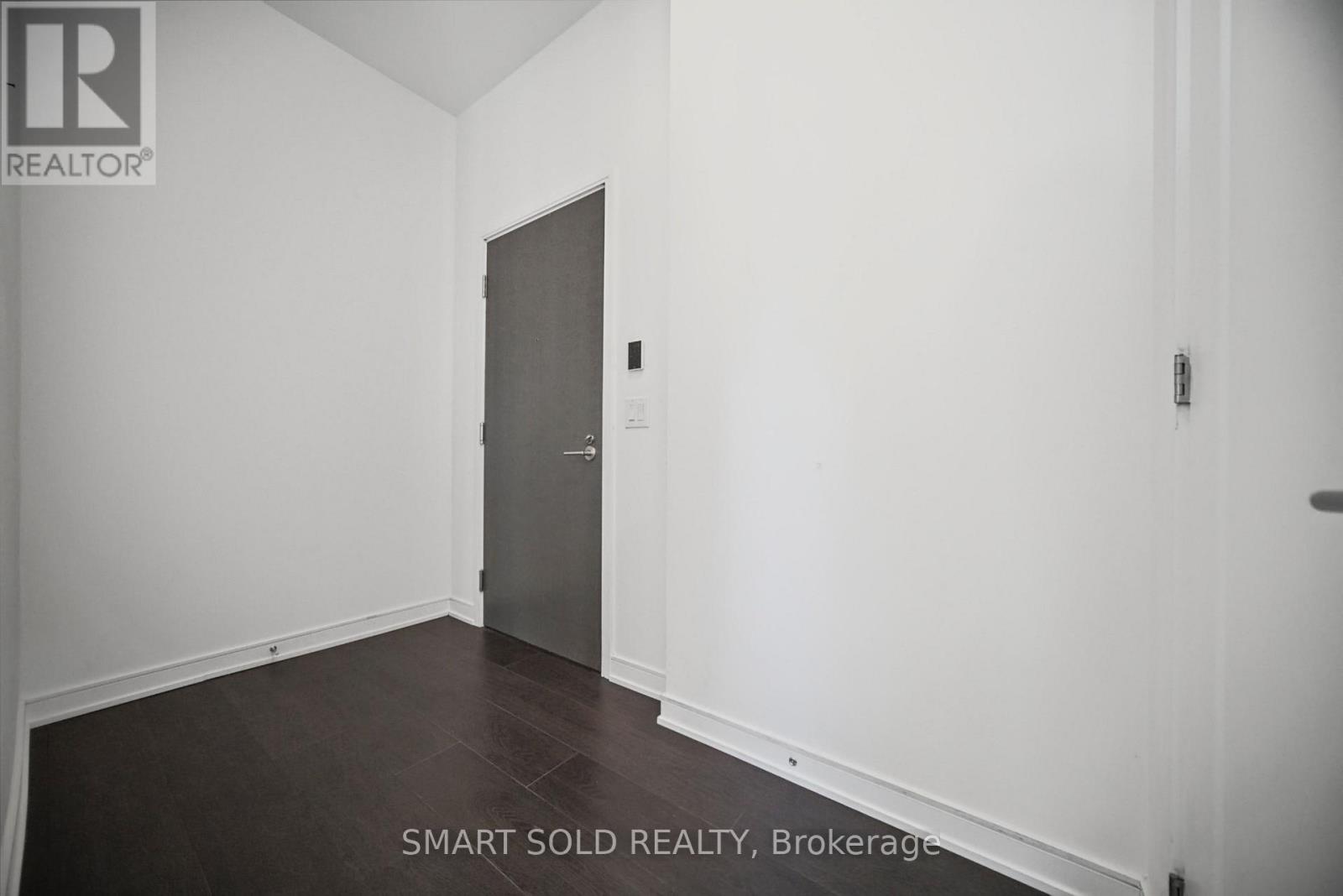 2109 - 88 Scott Street, Toronto, Ontario  M5E 0A9 - Photo 17 - C13836374