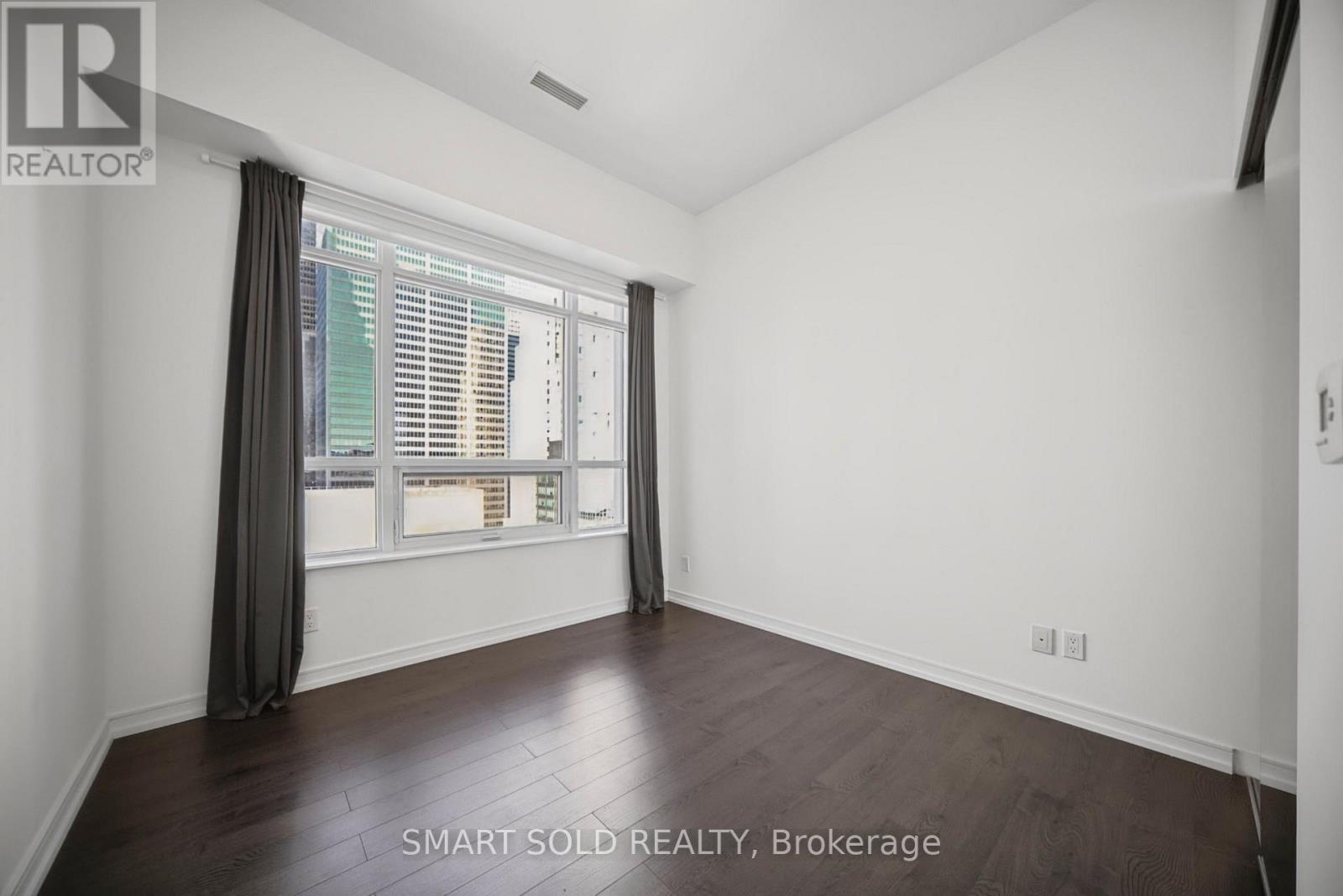 2109 - 88 Scott Street, Toronto, Ontario  M5E 0A9 - Photo 24 - C13836374