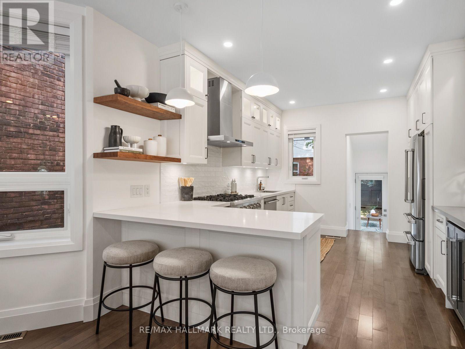 189 Greenwood Avenue, Toronto, Ontario  M4L 2P8 - Photo 12 - E13836280