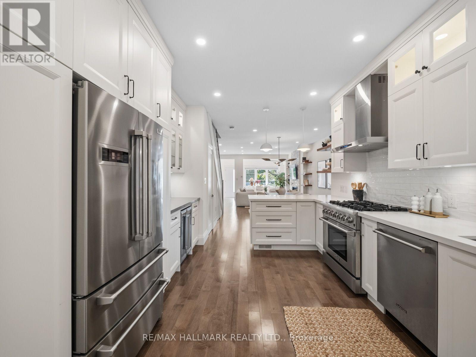 189 Greenwood Avenue, Toronto, Ontario  M4L 2P8 - Photo 18 - E13836280