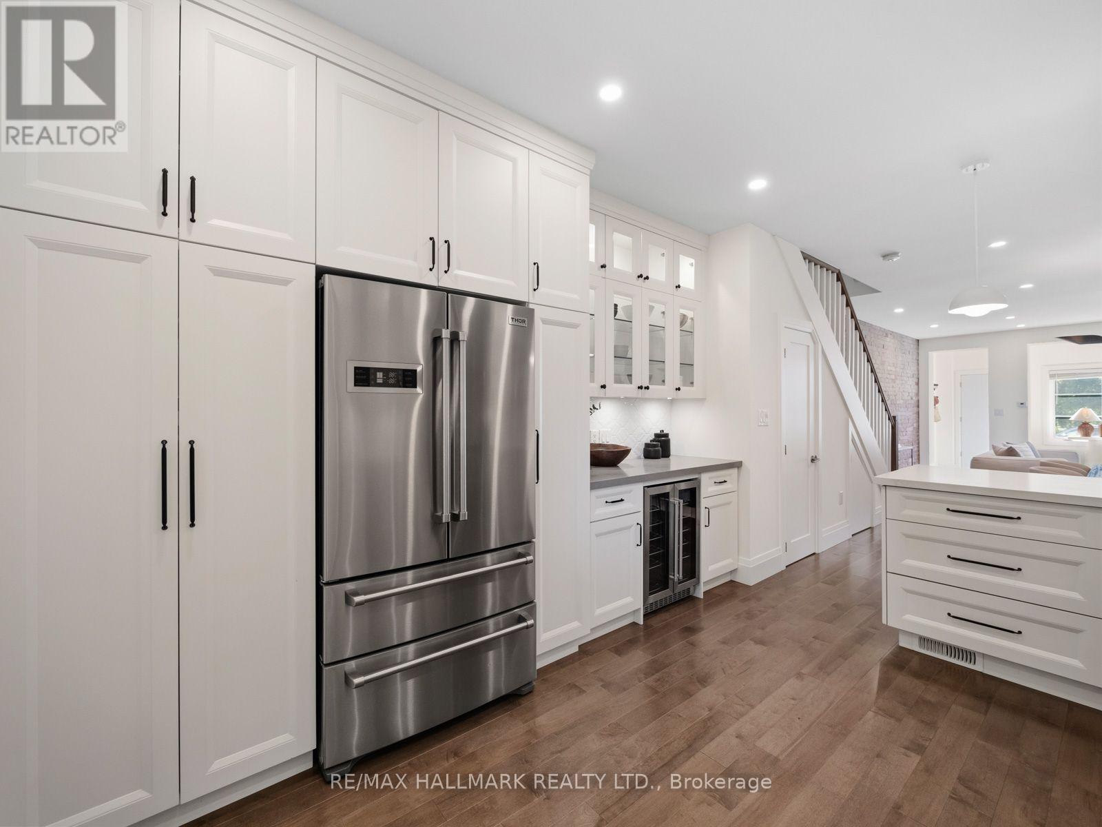 189 Greenwood Avenue, Toronto, Ontario  M4L 2P8 - Photo 19 - E13836280
