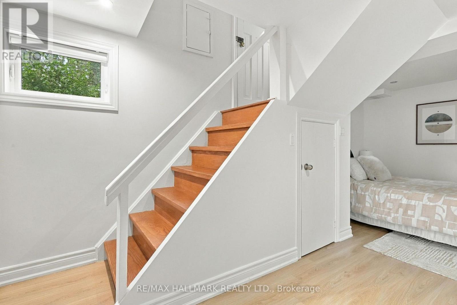 91 Glen Davis Crescent, Toronto, Ontario  M4E 1X7 - Photo 24 - E13836348