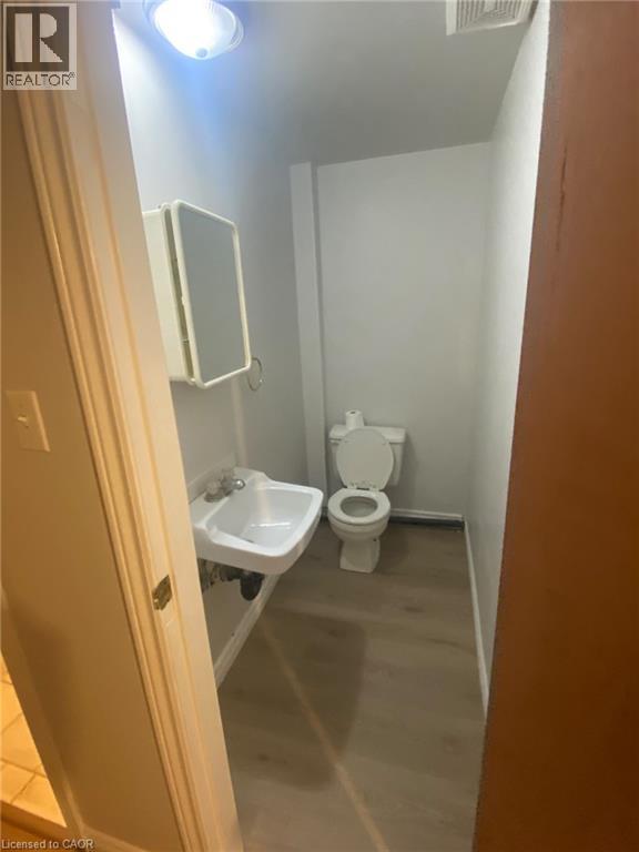 20 Cardill Crescent N, Waterloo, Ontario  N2L 3Y6 - Photo 25 - 40867154