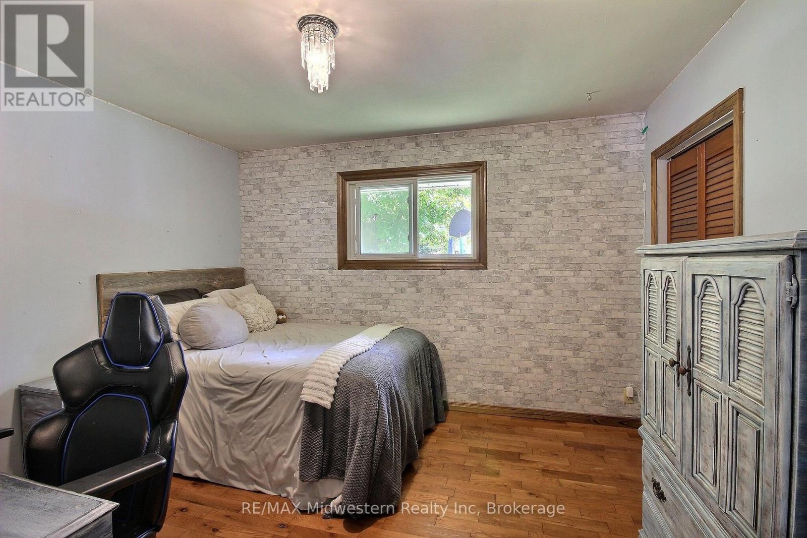 135 Queen Street, North Perth, Ontario N0G 1B0 - Photo 12 - X13836180