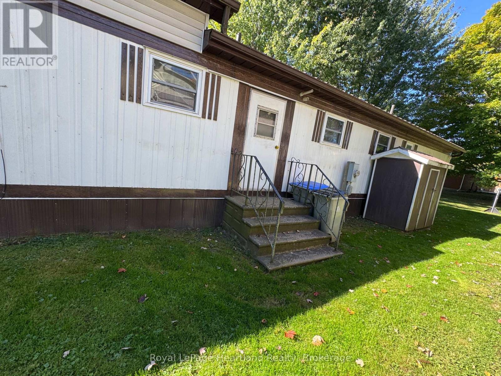 62 Clyde Street, Morris Turnberry, Ontario N0G 1G0 - Photo 10 - X13836238