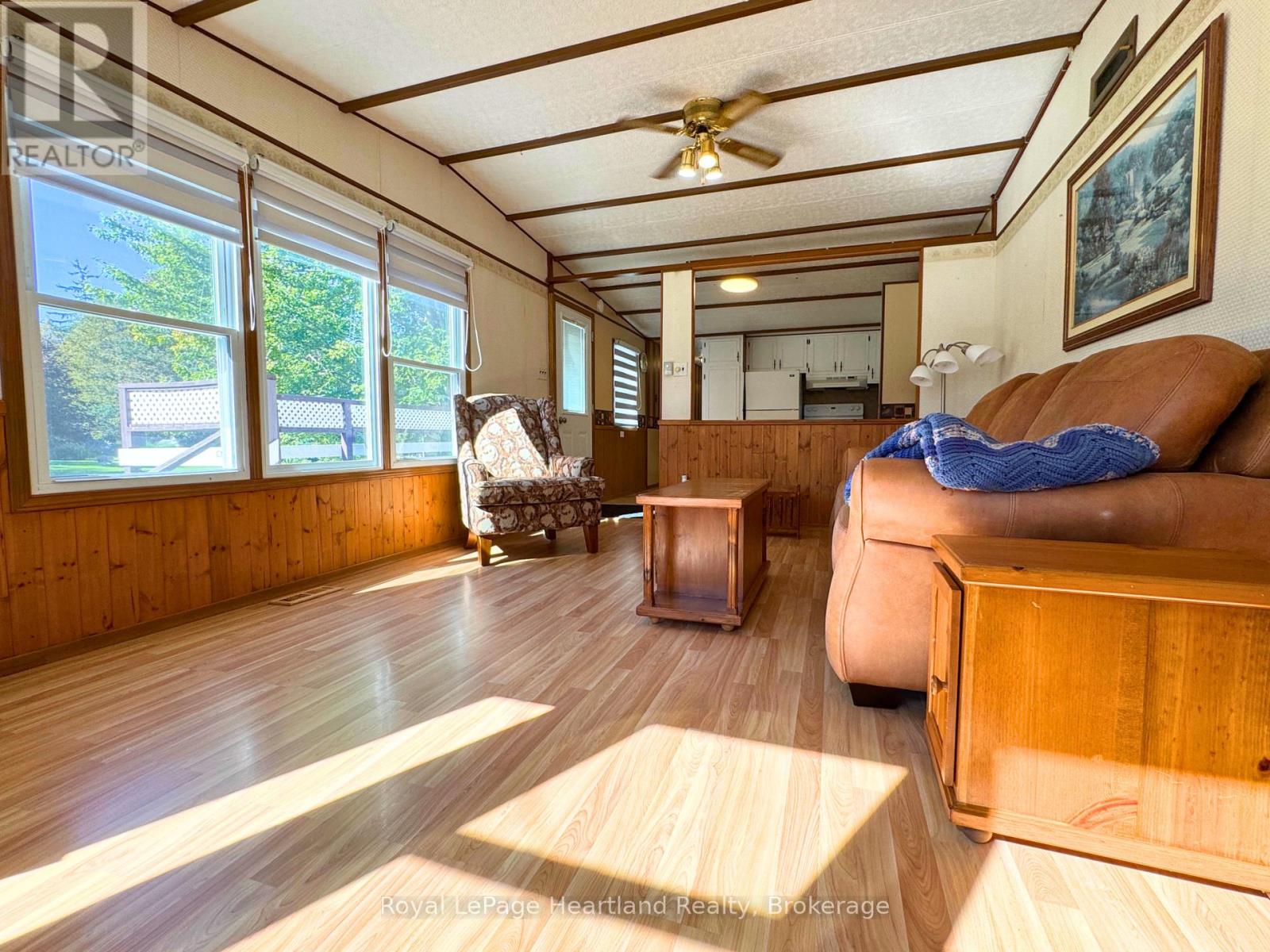 62 Clyde Street, Morris Turnberry, Ontario N0G 1G0 - Photo 2 - X13836238