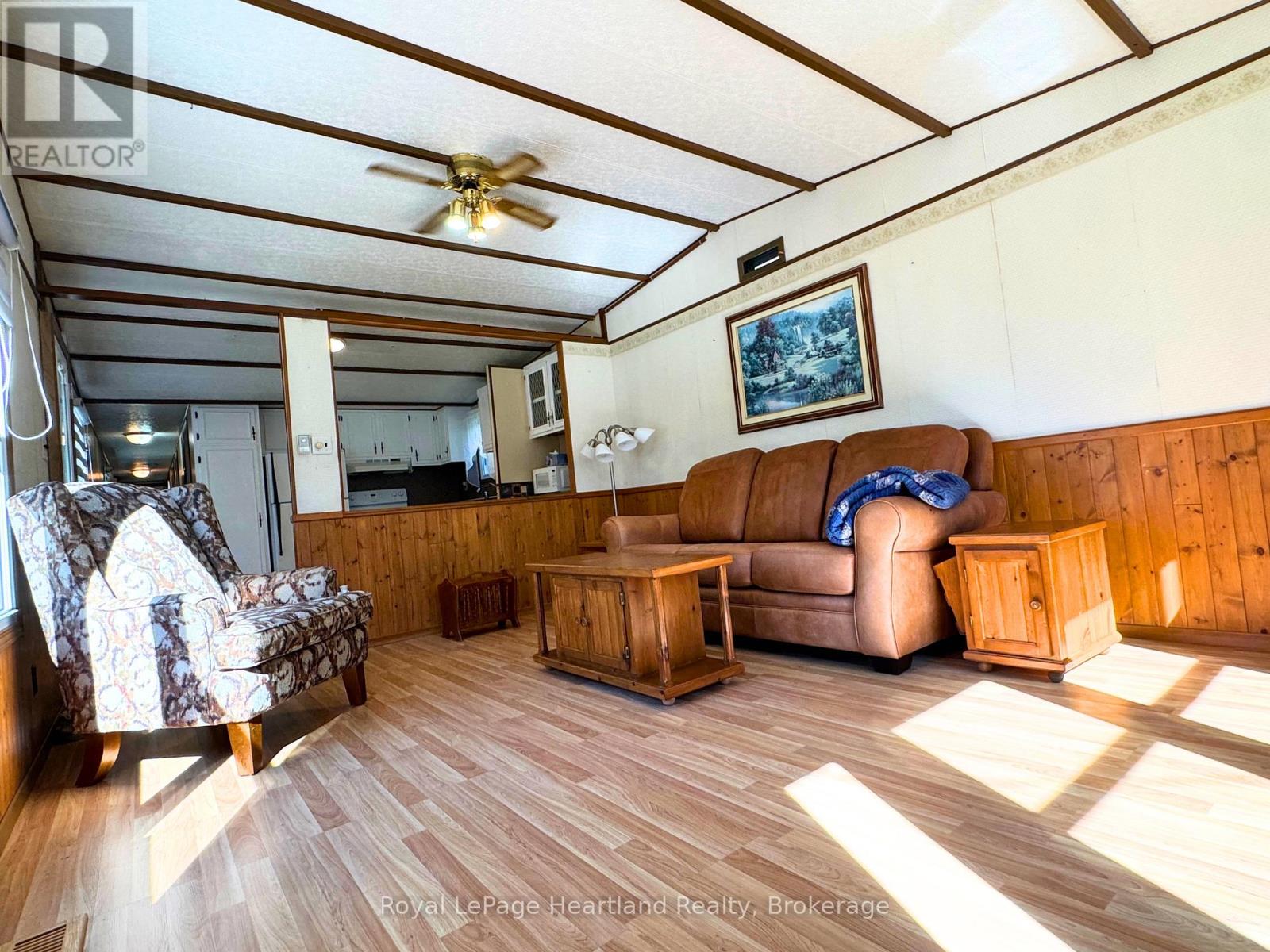 62 Clyde Street, Morris Turnberry, Ontario N0G 1G0 - Photo 3 - X13836238