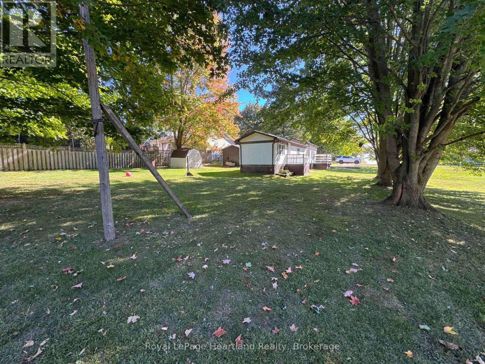 62 Clyde Street, Morris Turnberry, Ontario N0G 1G0 - Photo 5 - X13836238