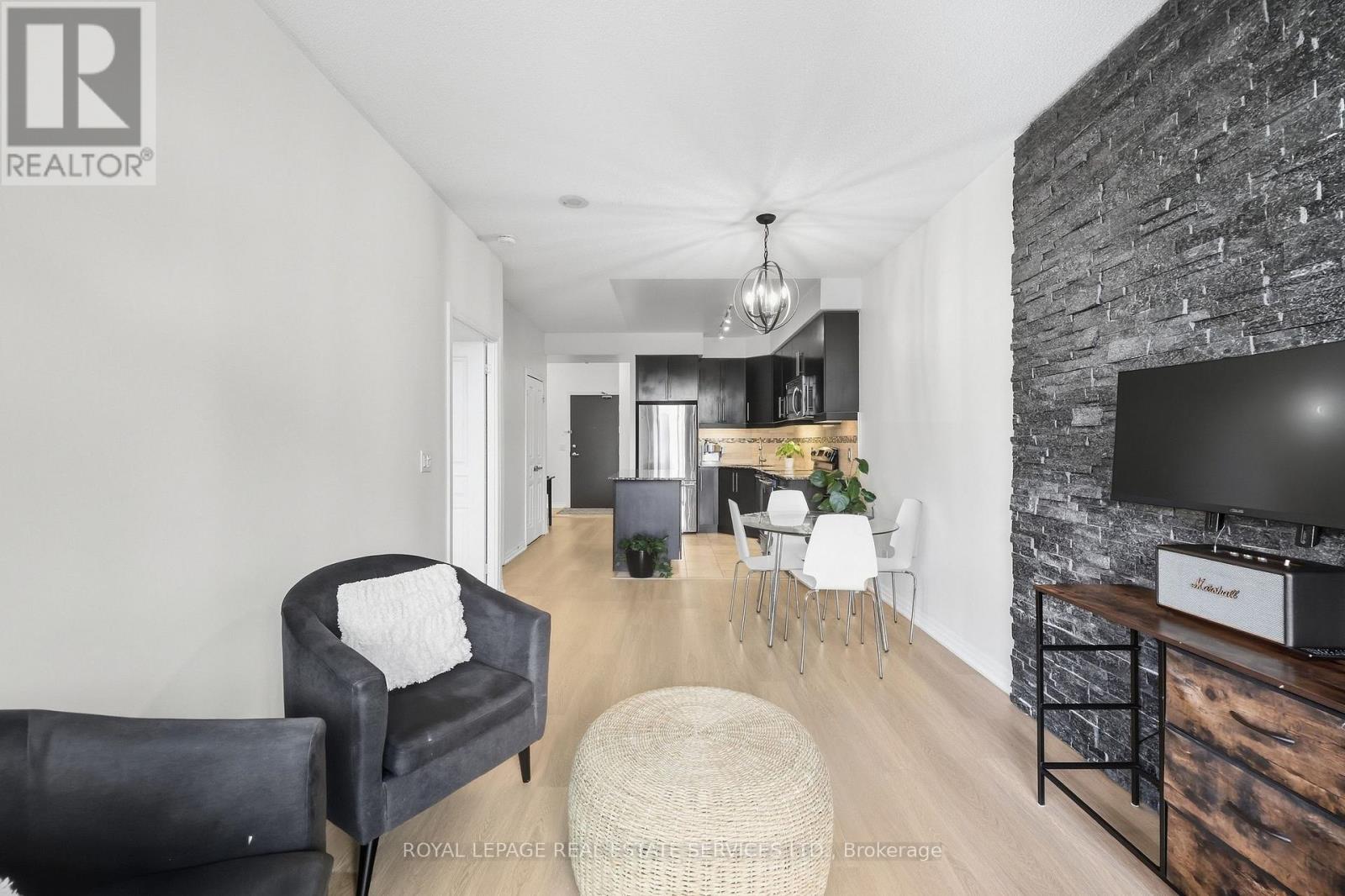1504 - 223 Webb Drive, Mississauga, Ontario  L5B 0E8 - Photo 17 - W13834596