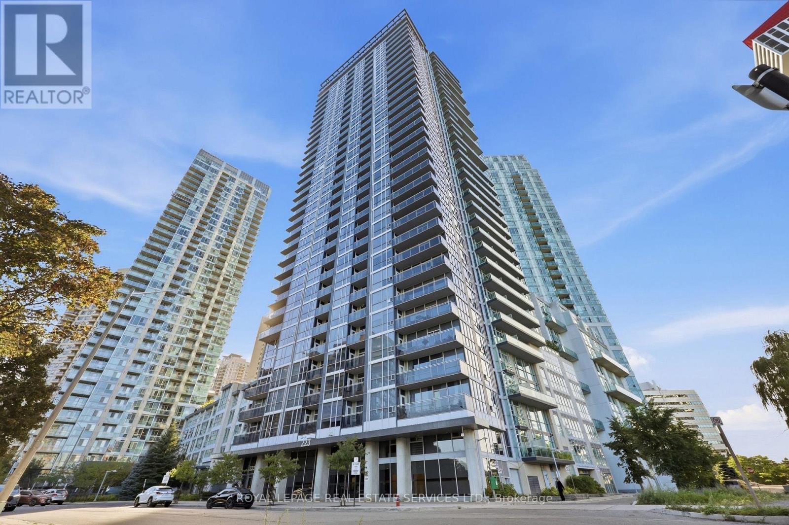 1504 - 223 Webb Drive, Mississauga, Ontario  L5B 0E8 - Photo 12 - W13834596