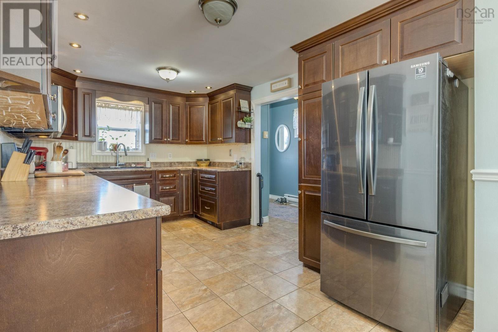 400 Pictou Road, Bible Hill, Nova Scotia  B2N 2T7 - Photo 6 - 202624545