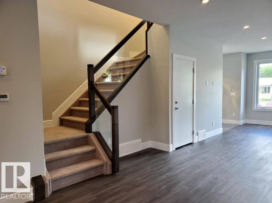 9311 66 AV NW