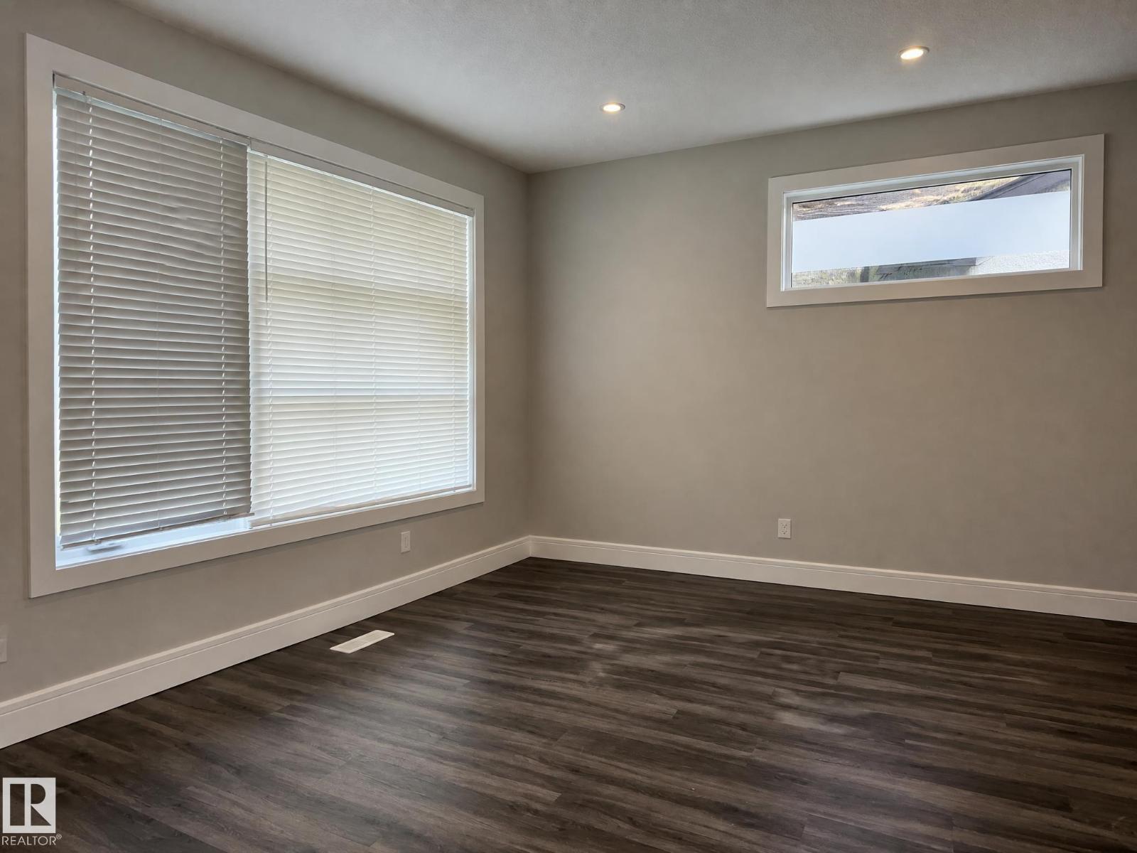 9311 66 AV NW