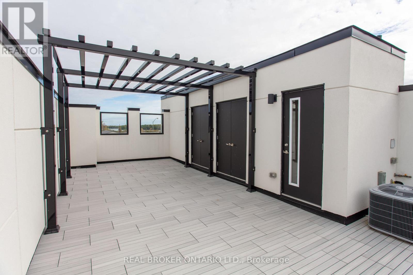 11 Mariners Pier Way, Orillia, Ontario  L3V 8P4 - Photo 27 - S13836306
