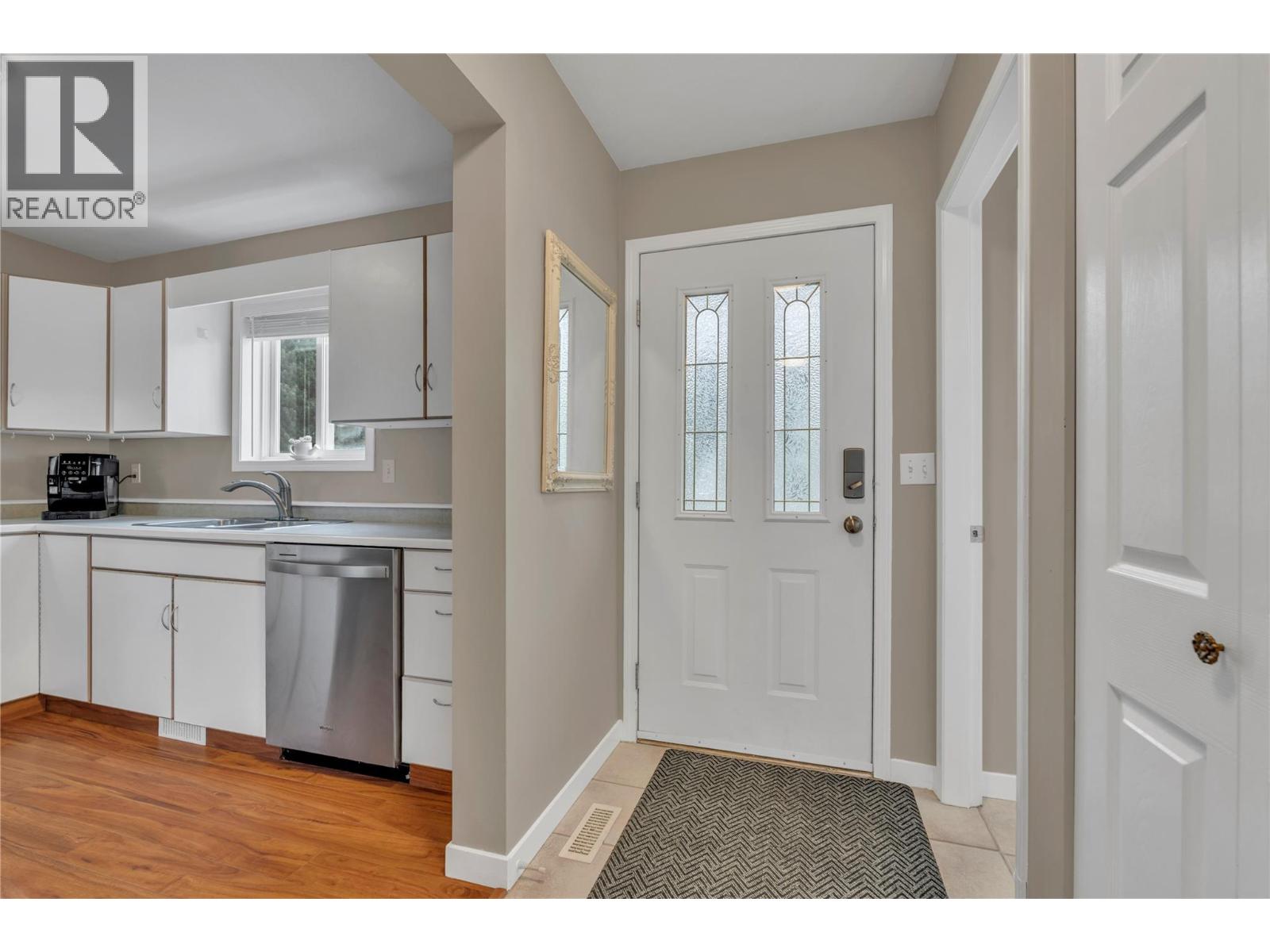 8710 Prairie Valley Road Unit# 4, Summerland, British Columbia  V0H 1Z2 - Photo 3 - 10401891