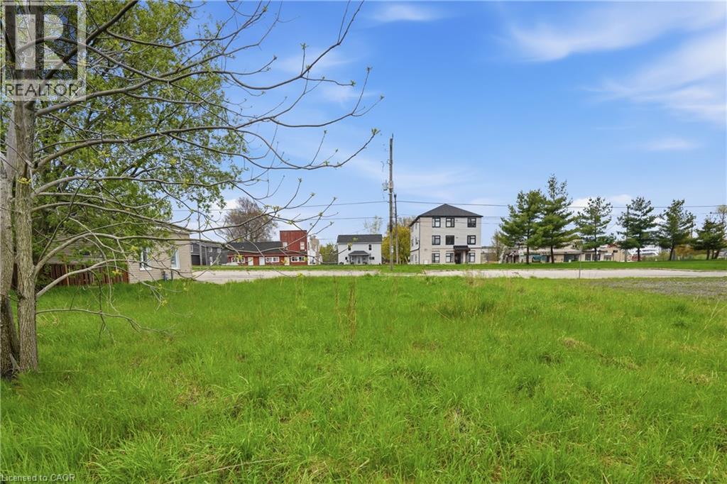 96 Fraser Street, Port Colborne, Ontario  L3K 1E4 - Photo 2 - 40831891
