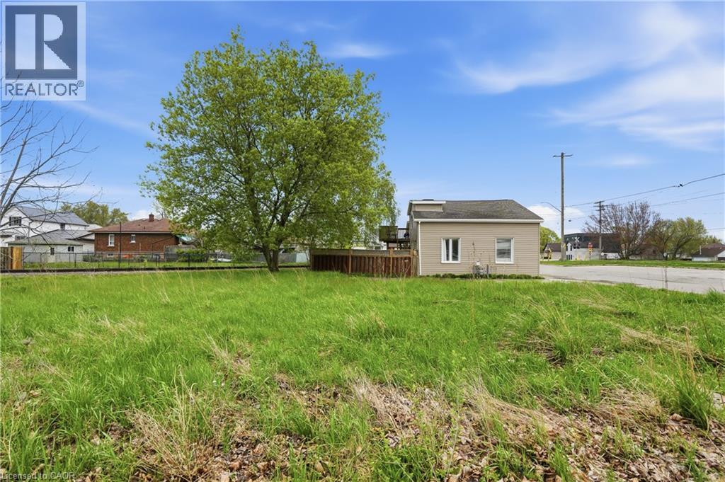 96 Fraser Street, Port Colborne, Ontario  L3K 1E4 - Photo 4 - 40831891