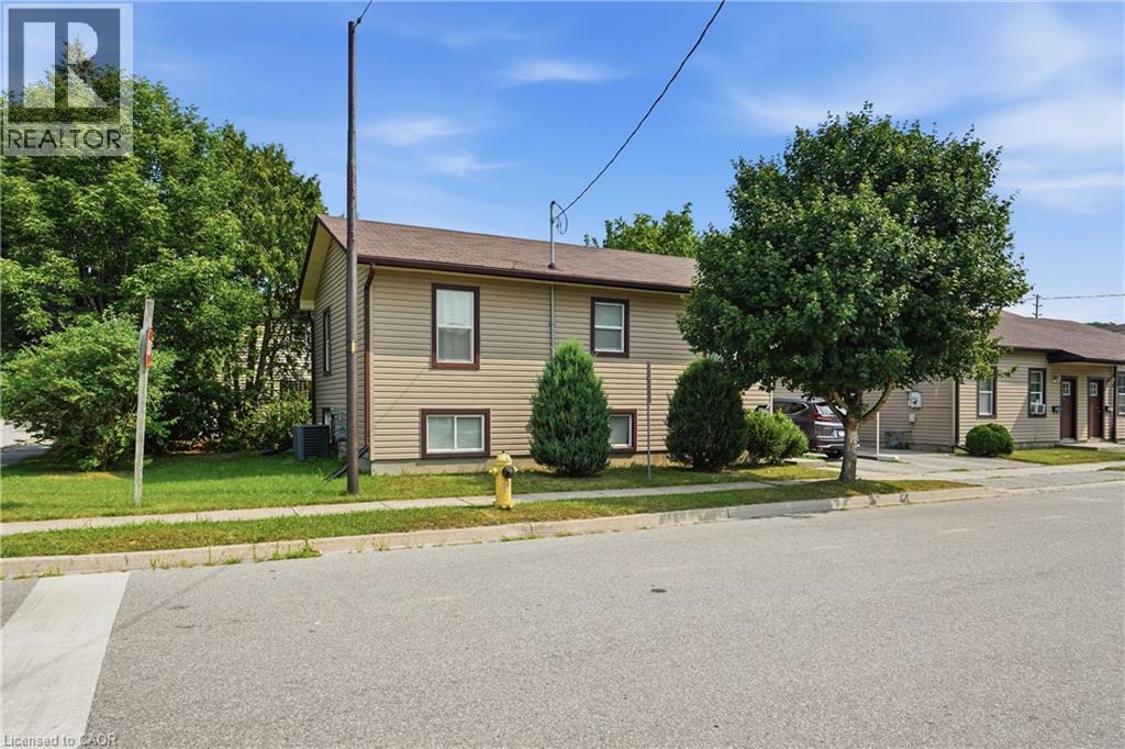 102 (A-C) Sarah Street, Brantford, Ontario  N3S 3A5 - Photo 18 - 40849113