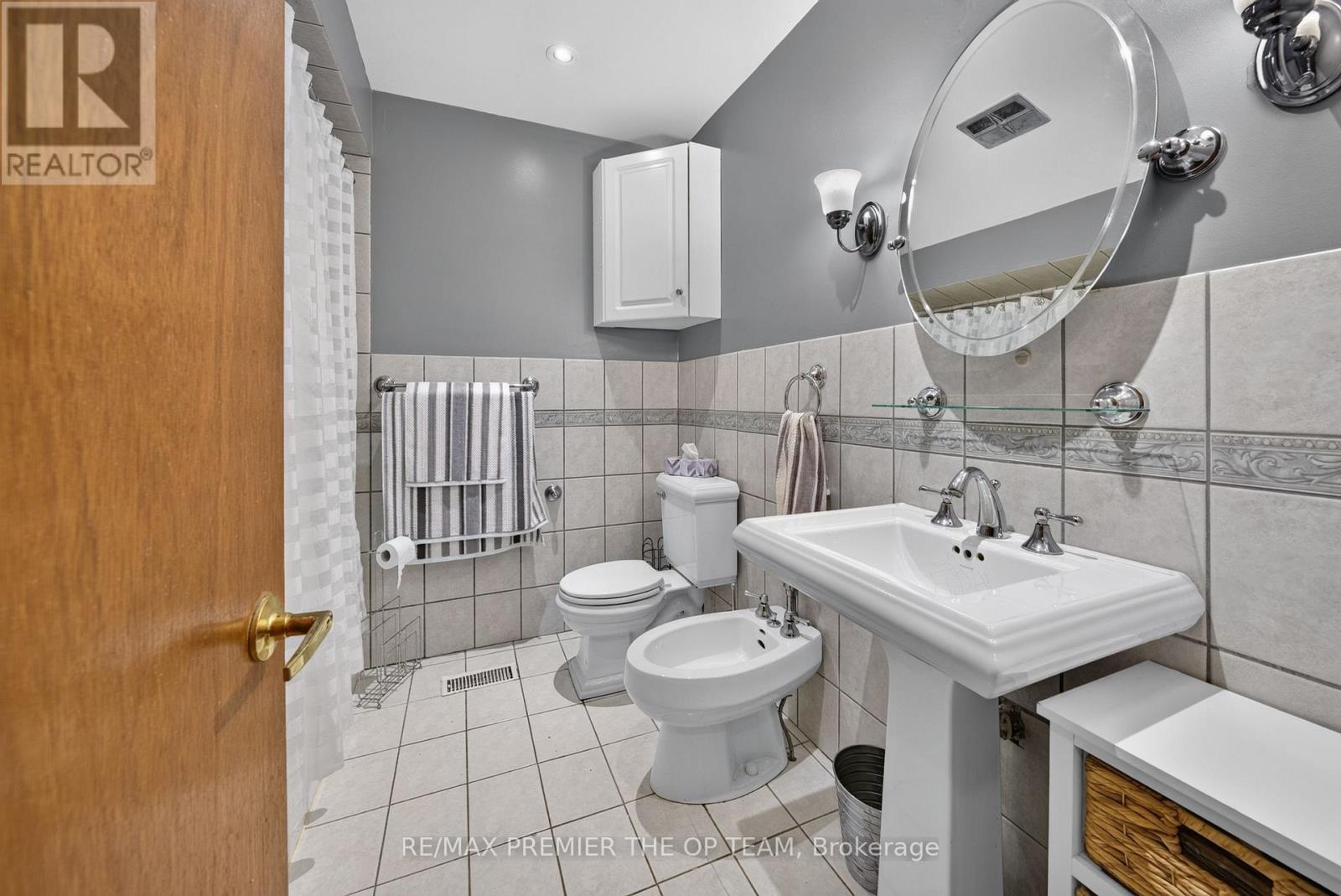 97 Firgrove Crescent, Toronto, Ontario  M3N 1K5 - Photo 20 - W13836308