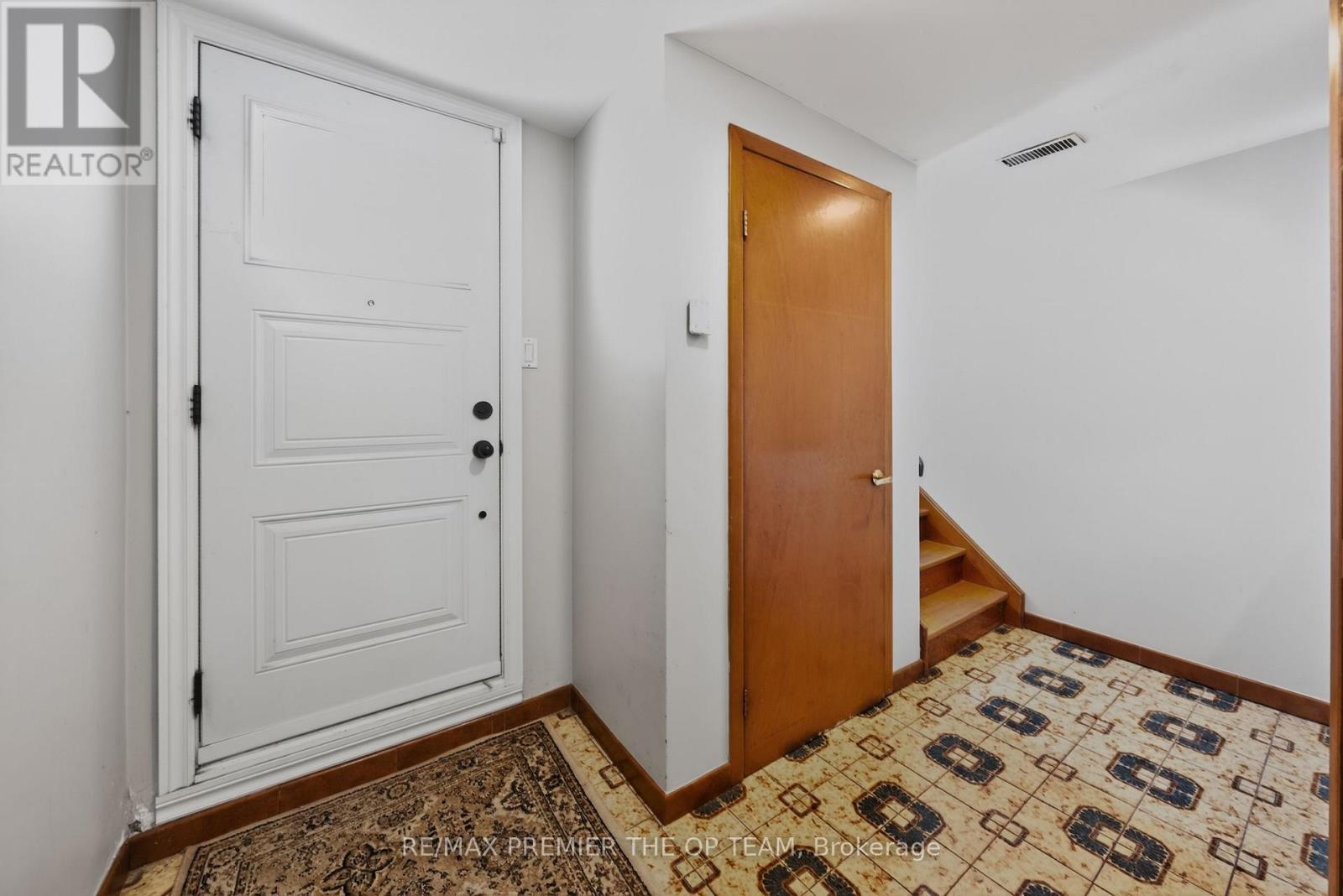 97 Firgrove Crescent, Toronto, Ontario  M3N 1K5 - Photo 25 - W13836308