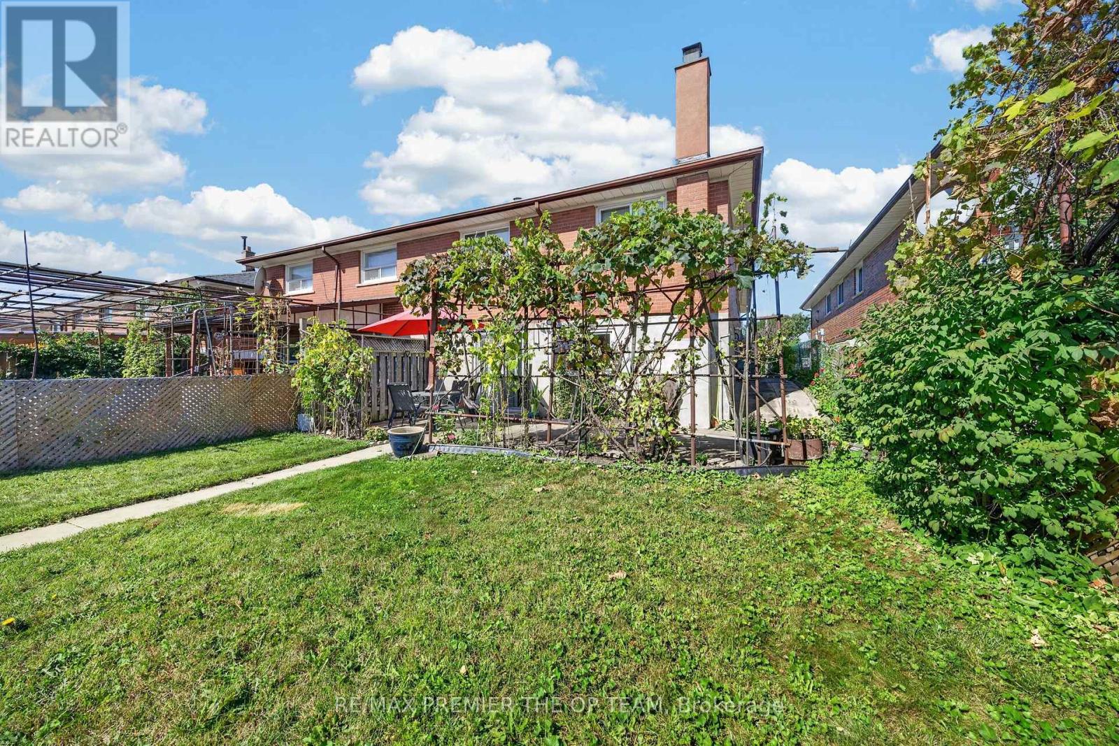 97 Firgrove Crescent, Toronto, Ontario  M3N 1K5 - Photo 36 - W13836308
