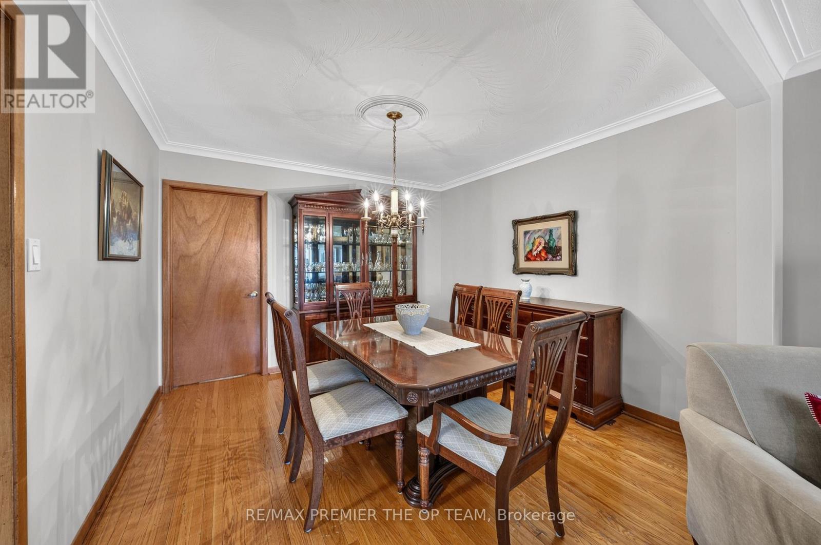 97 Firgrove Crescent, Toronto, Ontario  M3N 1K5 - Photo 9 - W13836308