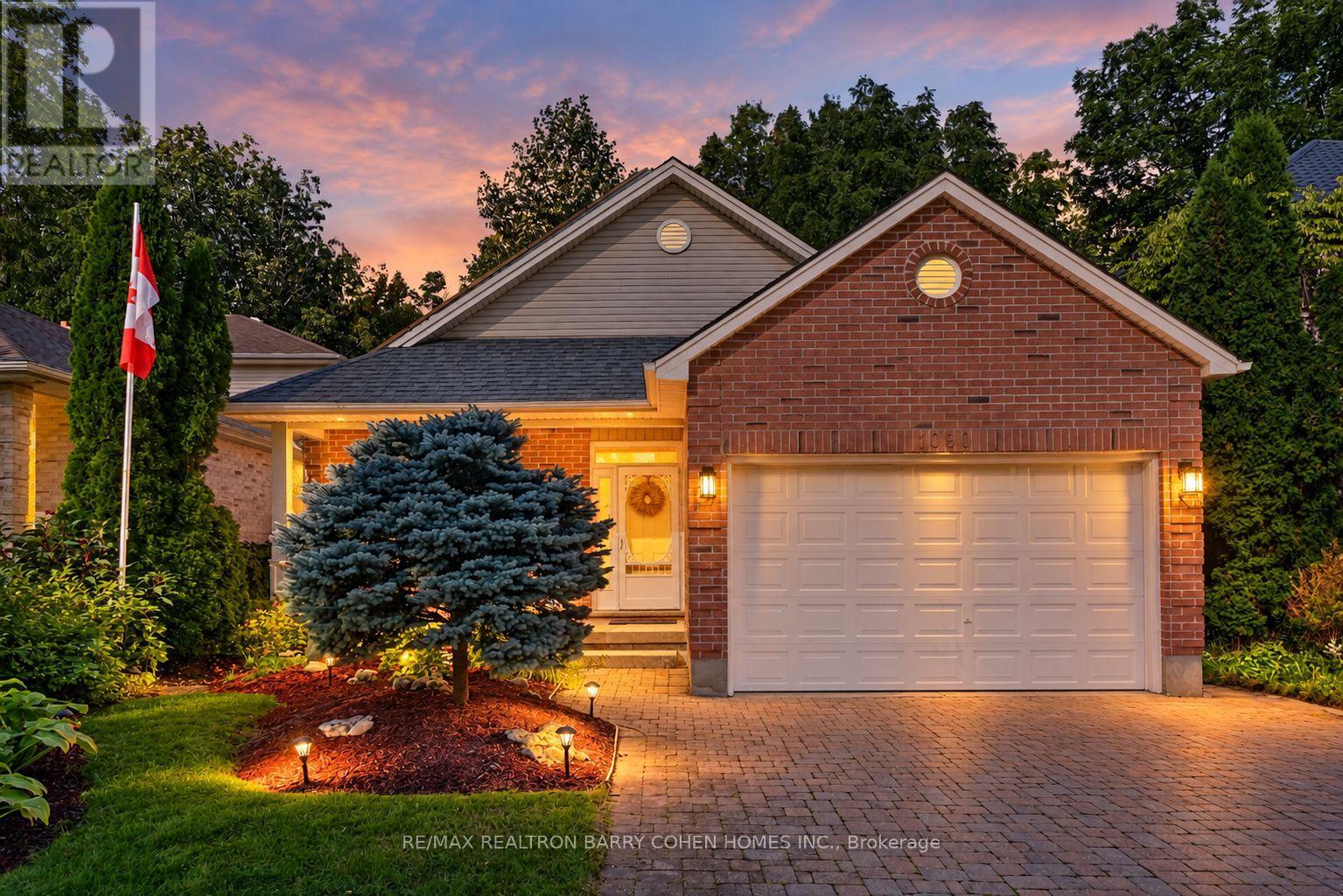 1090 SHELBORNE PLACE, London South, Ontario