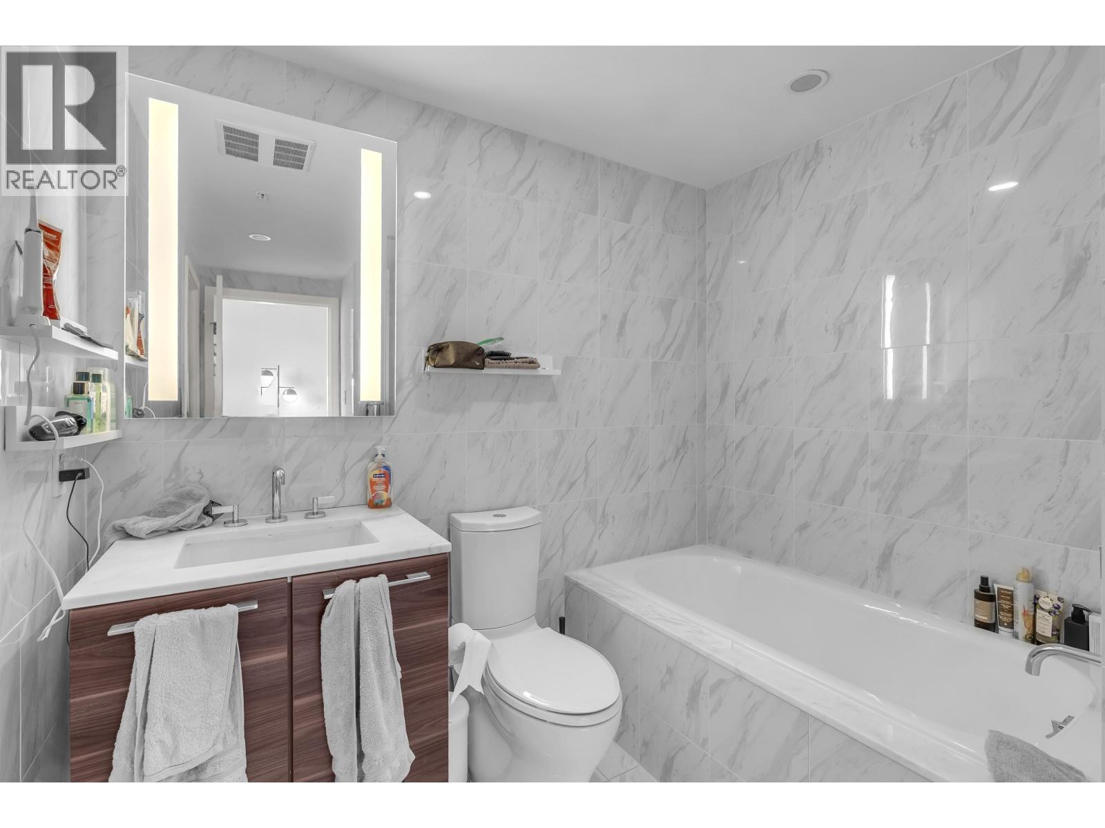 808 8488 Cornish Street, Vancouver, British Columbia  V6P 0C2 - Photo 10 - R3169809