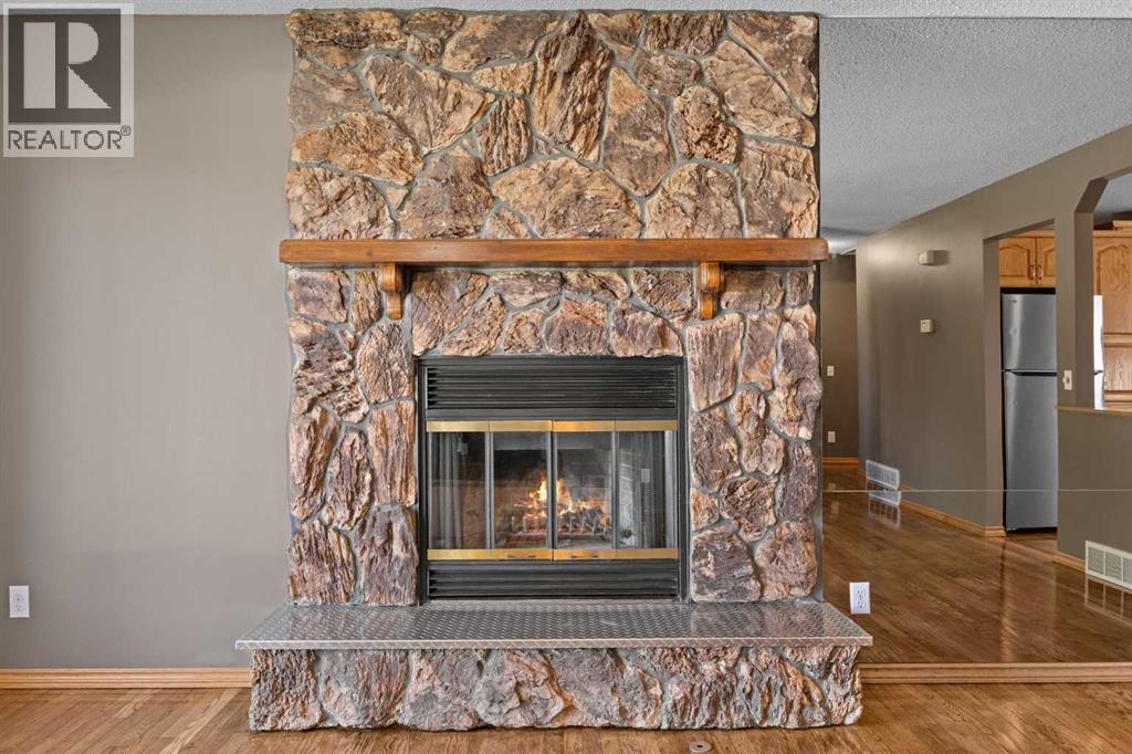 2727 Doverbrook Road Se, Calgary, Alberta  T2B 2L4 - Photo 11 - A2346152