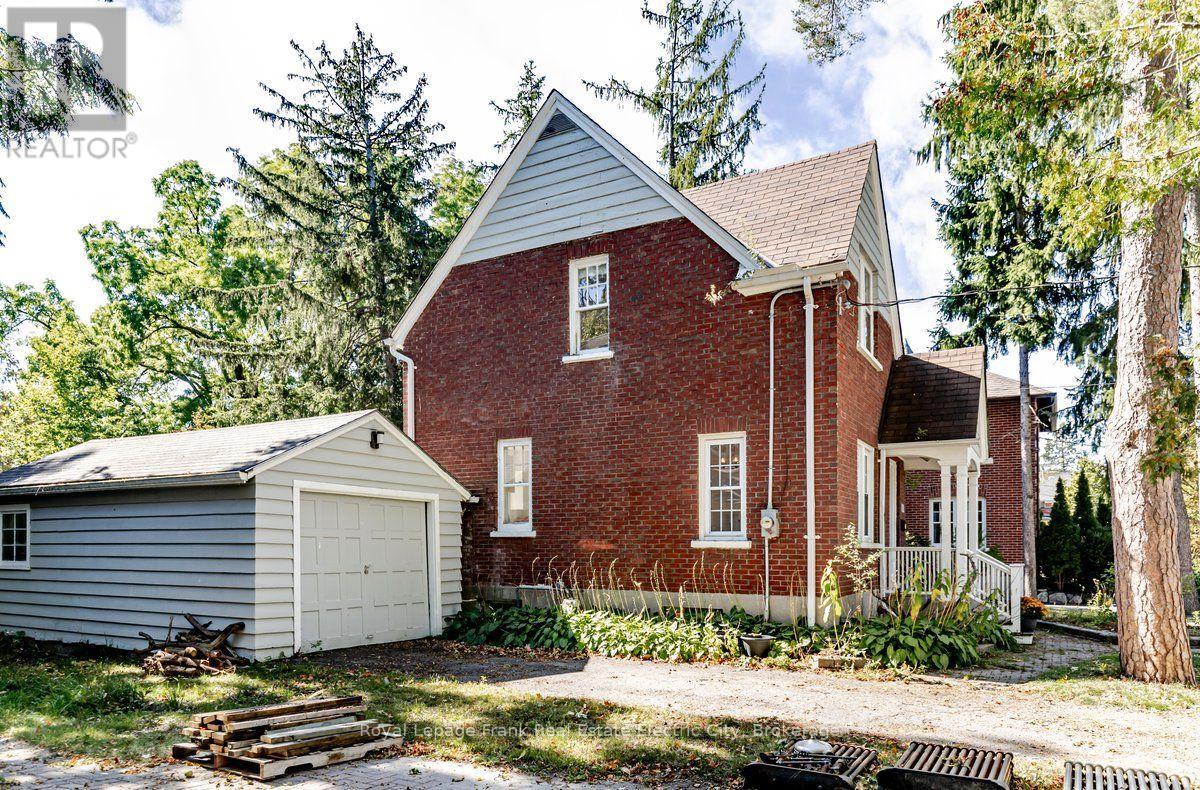 567 King Street, Peterborough, Ontario  K9J 2T4 - Photo 2 - X13836468