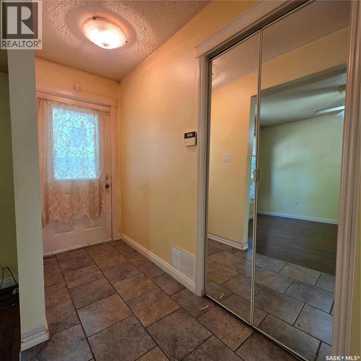 1731 Centennial Crescent, North Battleford, Saskatchewan  S9A 3J2 - Photo 6 - SK049763