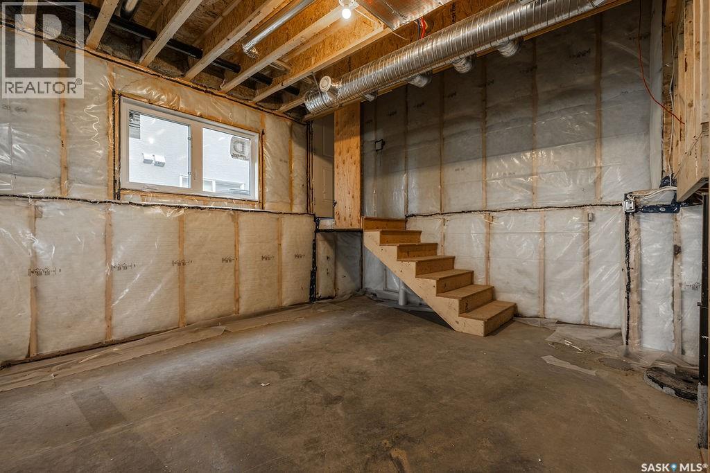492 Woolf Bend, Saskatoon, Saskatchewan  S7W 1E4 - Photo 30 - SK049738