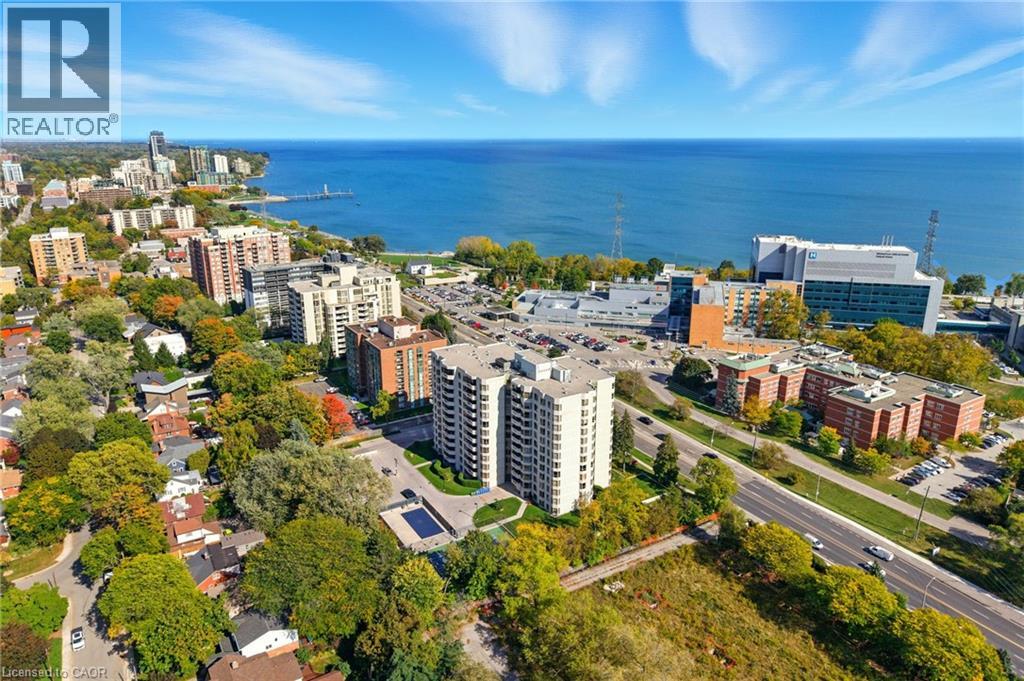 1201 North Shore Boulevard E Unit# 208, Burlington, Ontario  L7S 1Z5 - Photo 2 - 40848188