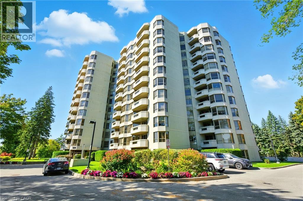 1201 North Shore Boulevard E Unit# 208, Burlington, Ontario  L7S 1Z5 - Photo 3 - 40848188